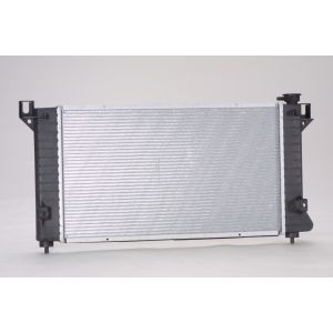 1996-2000 CHRYSLER TOWN & COUNTRY Radiator assembly OEM# 4682976AC PL# CH3010164