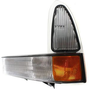 2002-2005 FORD EXCURSION Parklamp assy Left Driver Side OEM# 2C3Z13201AA PL# FO2520169