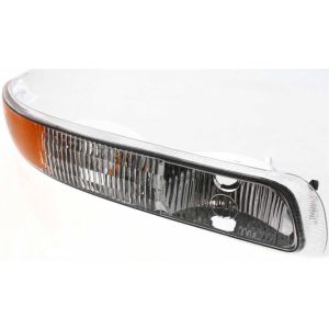 2000-2006 CHEVROLET Parklamp assy Right Passenger Side OEM# 15199559 PL# GM2521173